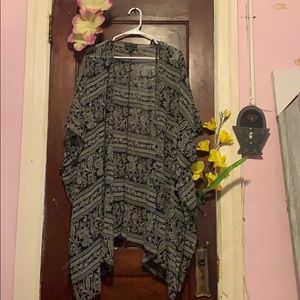 Black and white printed kimono